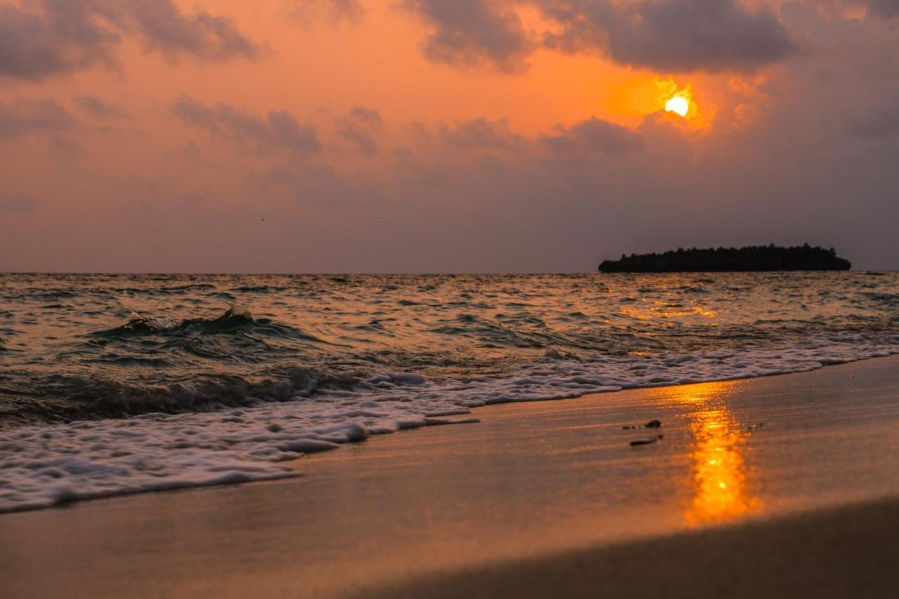 Brickwood Rasdhoo- Beach Front 外观 照片